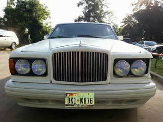 Illustration for article titled For $10,000, This 1991 Bentley Turbo R Could Be Your Loco-Motive